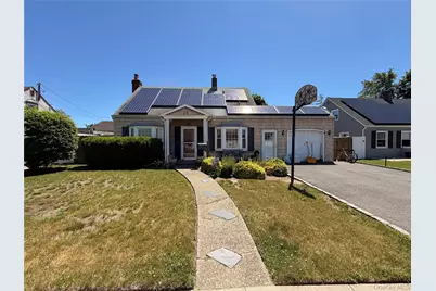 19 Surrey Lane, Levittown, NY 11756 - Photo 1