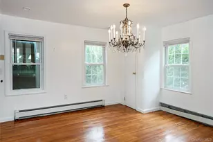 49 Red Ground Rd, Roslyn Heights, NY 11577 - Photo 9