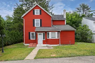 49 Red Ground Rd, Roslyn Heights, NY 11577 - Photo 33