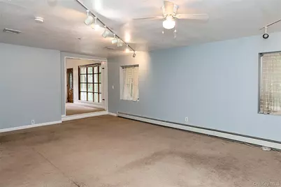 49 Red Ground Road, Roslyn Heights, NY 11577 - Photo 17