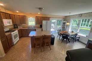 1556 Albany Post Rd, Gardiner, NY 12525 - Photo 19