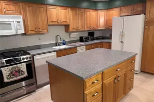 44 Milford Ln, Suffern, NY 10901 - Photo 3