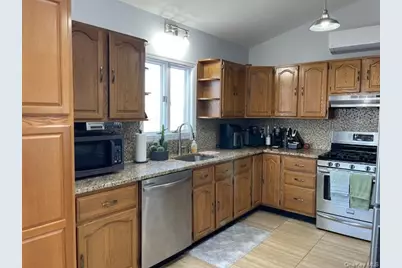 55 West Avenue, Lawrence, NY 11559 - Photo 13