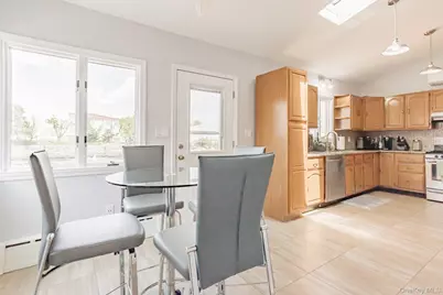 55 West Avenue, Lawrence, NY 11559 - Photo 9