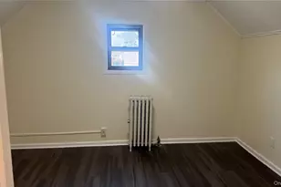 89-28 207th St, Queens Village, NY 11427 - Photo 3