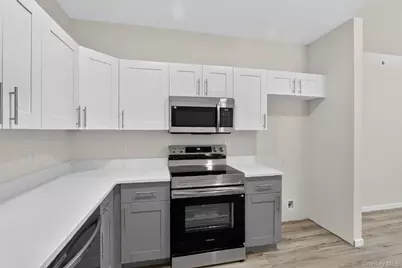 16 Dowd Street #307, Haverstraw, NY 10927 - Photo 5