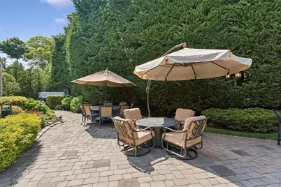 2539 Bradley Court, Merrick, NY 11566 - Photo 37