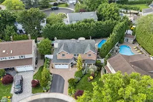 2539 Bradley Ct, Merrick, NY 11566 - Photo 41