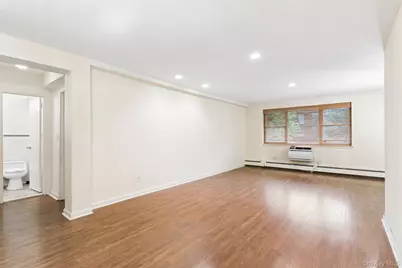 40 Stoner Avenue #1R, Great Neck, NY 11021 - Photo 15