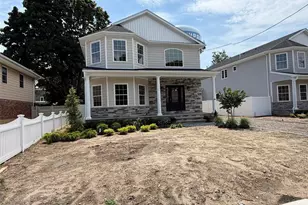 108 Spruce Ave, Bethpage, NY 11714 - Photo 17