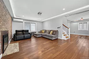 161 Greenway W, New Hyde Park, NY 11040 - Photo 3