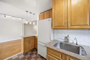 25-34 Crescent St, Astoria, NY 11102 - Photo 7