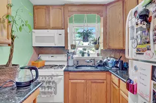 25 Glen Hollow Dr, Holtsville, NY 11742 - Photo 7