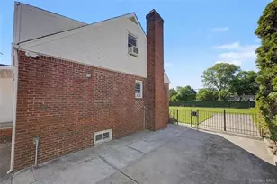 465 Washington Pl, Mineola, NY 11501 - Photo 39