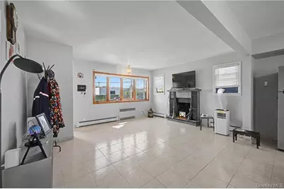 465 Washington Place, Mineola, NY 11501 - Photo 9