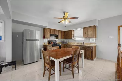 465 Washington Place, Mineola, NY 11501 - Photo 13
