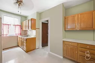 30-19 33rd St, Astoria, NY 11102 - Photo 15