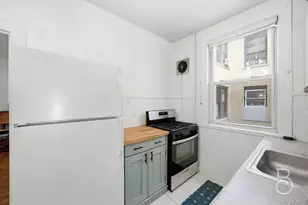 30-19 33rd St, Astoria, NY 11102 - Photo 9