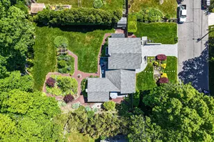 11 Beverly Ln, East Moriches, NY 11940 - Photo 9