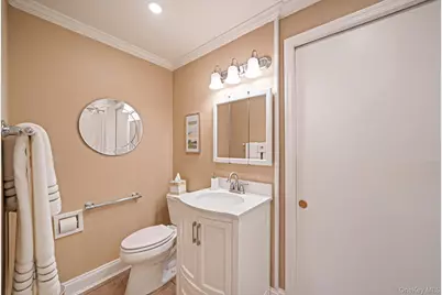 11 Beverly Lane, East Moriches, NY 11940 - Photo 35
