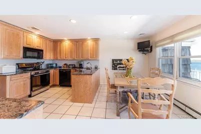 215 Scott Drive, Atlantic Beach, NY 11509 - Photo 11