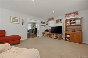 41 Sugar Maple Rd, Levittown, NY 11756 - Photo 5