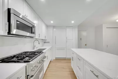1270 North Avenue #1P, New Rochelle, NY 10804 - Photo 11