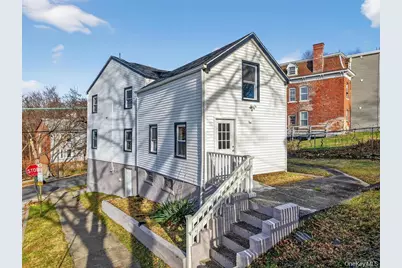 27 Spruce Street, Poughkeepsie, NY 12601 - Photo 1