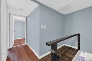 27 Spruce St, Poughkeepsie, NY 12601 - Photo 7