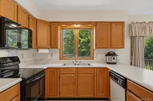 33 Dunn Ln, Poughquag, NY 12570 - Photo 11