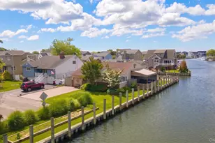 34 Cape Rd, Amityville, NY 11701 - Photo 33