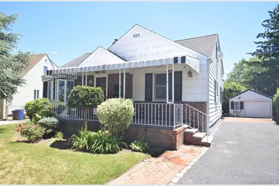 54 Camden Place, New Hyde Park, NY 11040 - Photo 1