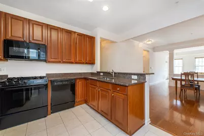 28 N De Baun Avenue #205, Suffern, NY 10901 - Photo 15