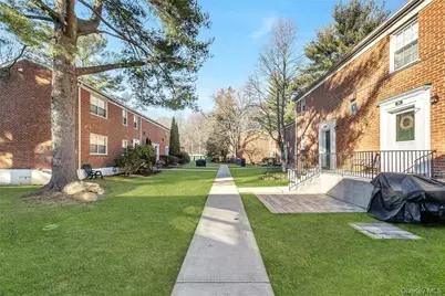 5 Fieldstone Drive #103, Hartsdale, NY 10530 - Photo 13