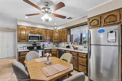 83 Coppersmith Road, Levittown, NY 11756 - Photo 11