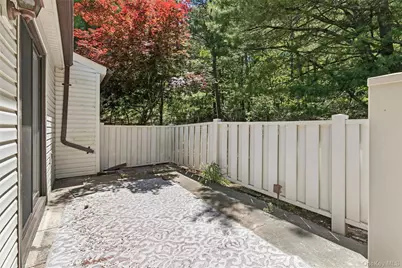 950 Skyline Drive, Coram, NY 11727 - Photo 29