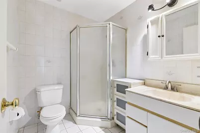 950 Skyline Drive, Coram, NY 11727 - Photo 27