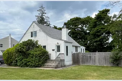 25 Conklin Street, Deer Park, NY 11729 - Photo 1