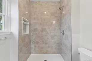 384 Scudder Ave, Copiague, NY 11726 - Photo 27