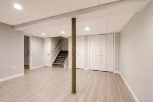 2419 Rockville Centre Pkwy, Oceanside, NY 11572 - Photo 17