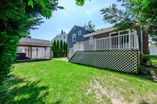 2419 Rockville Centre Pkwy, Oceanside, NY 11572 - Photo 23