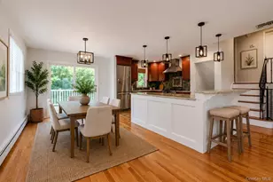 2419 Rockville Centre Pkwy, Oceanside, NY 11572 - Photo 5