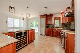 2419 Rockville Centre Pkwy, Oceanside, NY 11572 - Photo 7