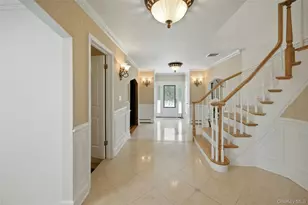 9 Vannina Pl, Huntington, NY 11743 - Photo 29