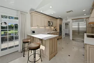 9 Vannina Pl, Huntington, NY 11743 - Photo 19