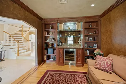9 Vannina Place, Huntington, NY 11743 - Photo 9
