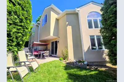 100 Chateau Lane #39, Hawthorne, NY 10532 - Photo 1