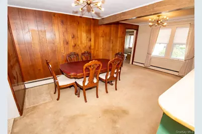 34 Remsen Avenue, Valley Stream, NY 11580 - Photo 9