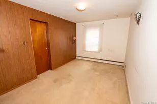 34 Remsen Ave, Valley Stream, NY 11580 - Photo 17