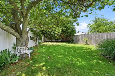 4 Bacon Lane, Babylon, NY 11702 - Photo 25